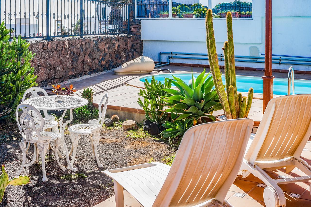 Villa Tias Bagian luar foto