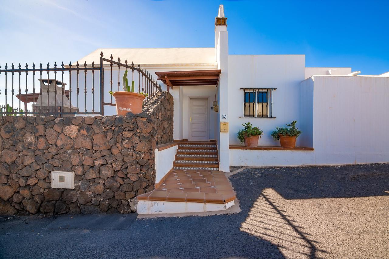 Villa Tias Bagian luar foto